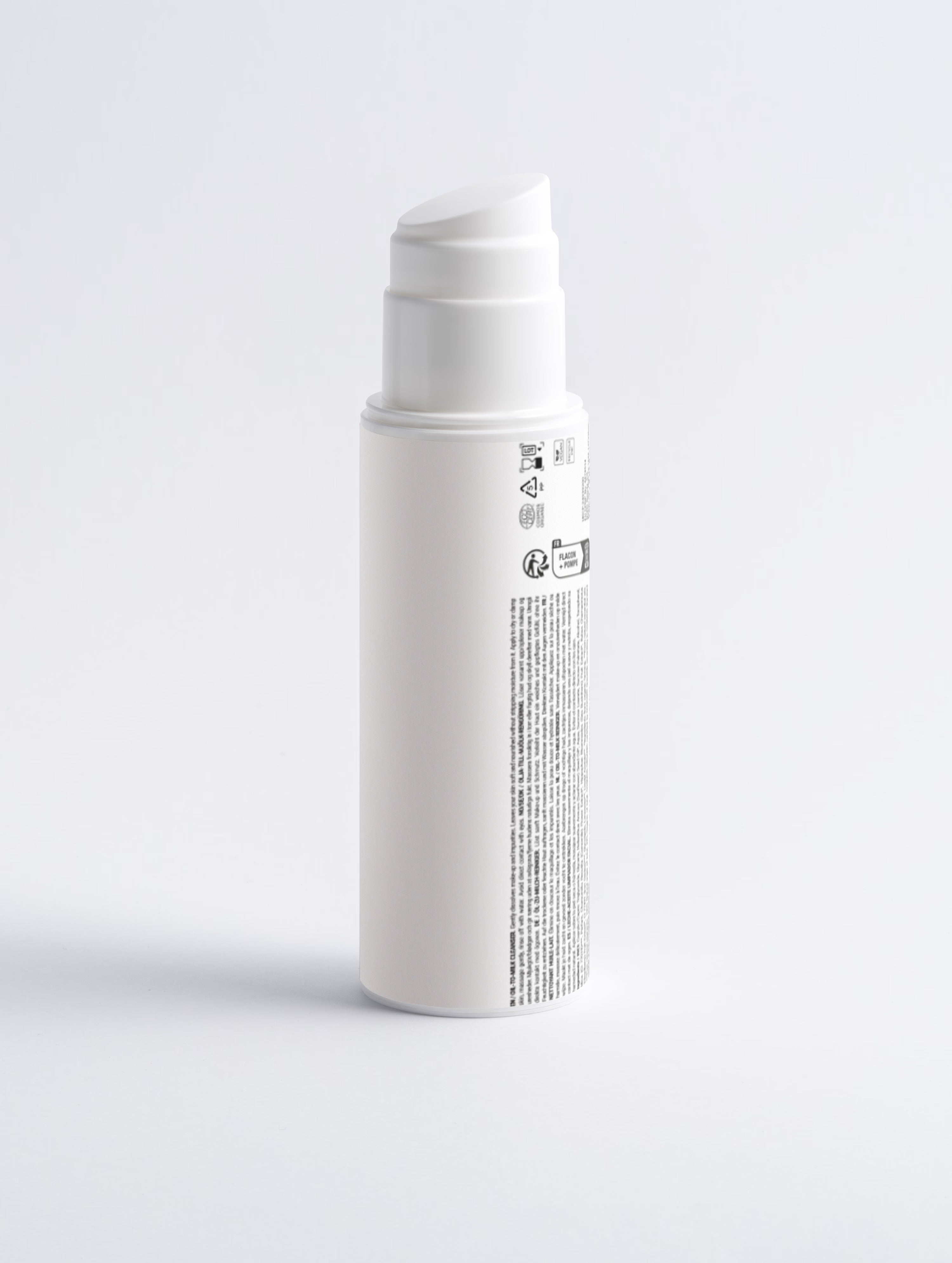 Oil-to-Milk Cleanser — Gentle Make-up Remover for Sensitive Skin 150 ml